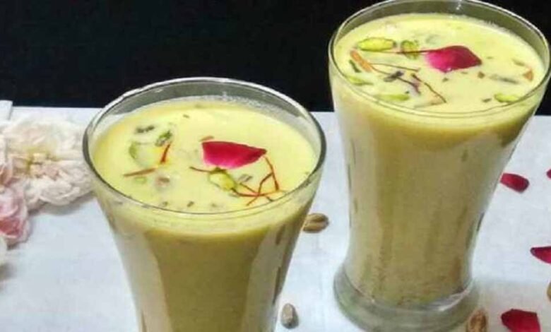 होली-की-रंगीन-मस्ती-में-स्वाद-का-तड़का:-घर-पर-ऐसे-बनाएं-खसखस-वाली-ठंडाई