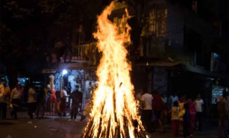मार्च-में-त्योहारों-की-बहार:-3-मार्च-को-होलिका-दहन,-19-से-चैत्र-नवरात्र-का-शुभारंभ
