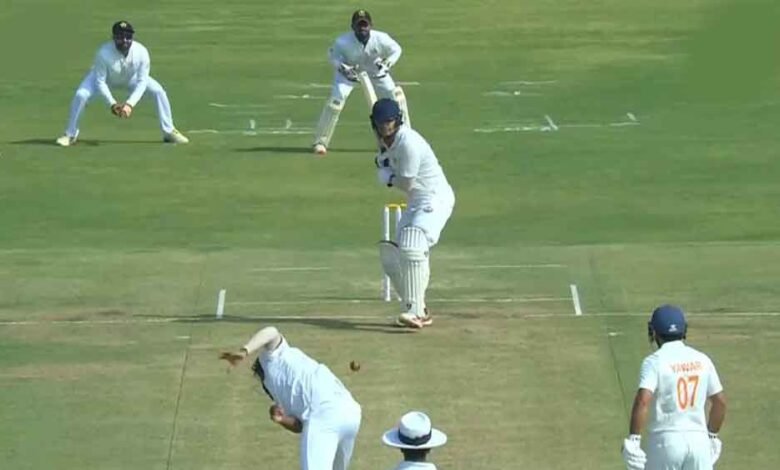 शतकवीर-शुभम-पुंडीर-ने-जमाया-रंग,-रणजी-ट्रॉफी-फाइनल-में-मजबूत-हुई-जम्मू-कश्मीर