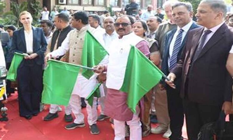 प्रधानमंत्री-सूर्य-घर-–-मुफ्त-बिजली-योजना-का-करें-बेहतर-क्रियान्वयन-:-मंत्री-शुक्ला