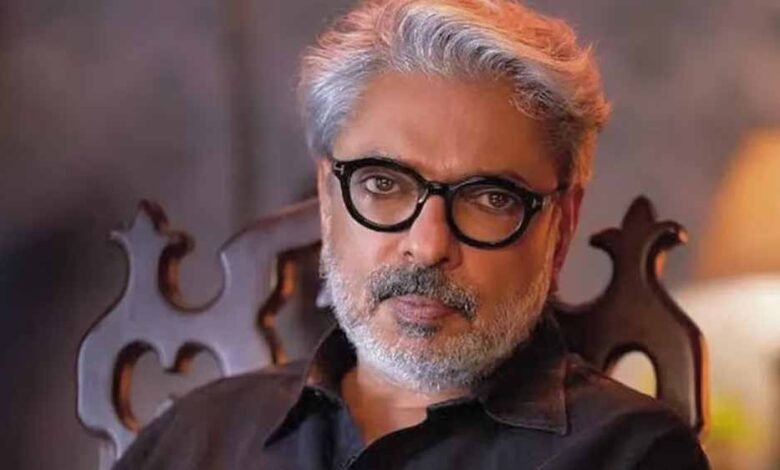 ‘लव-एंड-वॉर’-पर-संजय-लीला-भंसाली-का-बड़ा-संकेत,-फिल्म-में-दिखेगा-उनका-खास-विज़न