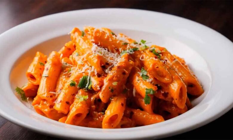 5-मिनट-में-तैयार-करें-स्वादिष्ट-मिक्स-सॉस-पास्ता-|-आसान-रेसिपी