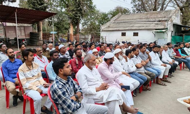 थाना-कोतवाली-अनूपपुर-में-शान्ति-समिति-बैठक-का-आयोजनः-मिल-जुलकर-शान्तिपूर्वक-आगामी-त्यौहार-मनाने-लिए-गया-सर्वसम्मित-से-निर्णय