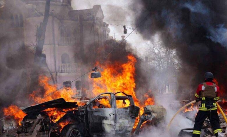 यूक्रेन-पर-रूस-का-इस-साल-का-सबसे-घातक-हमला,-400-ड्रोन-और-40-मिसाइलों-से-मचाई-तबाही