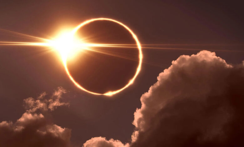 17-फरवरी-को-वलयाकार-सूर्य-ग्रहण,-जानें-कौन-सी-राशि-पर-पड़ेगा-सबसे-ज्यादा-असर