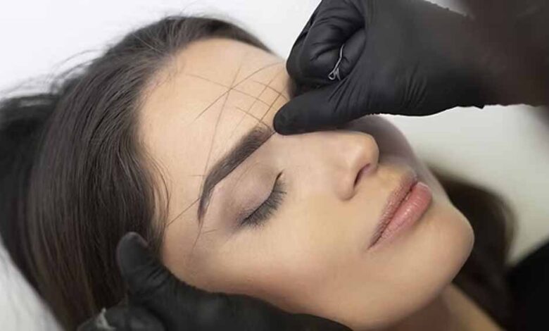 ब-पार्लर-की-ज़रूरत-नहीं!-इस-खास-जेल-से-घर-बैठे-पाएं-नेचुरल-और-परफेक्ट-आइब्रो