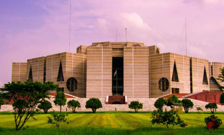 बांग्लादेशी-संसद-में-केवल-4-अल्पसंख्यक-सांसद,-हिंदू-प्रतिनिधित्व-पर-सवाल-–-तारिक-रहमान-ने-दी-एकता-की-अपील