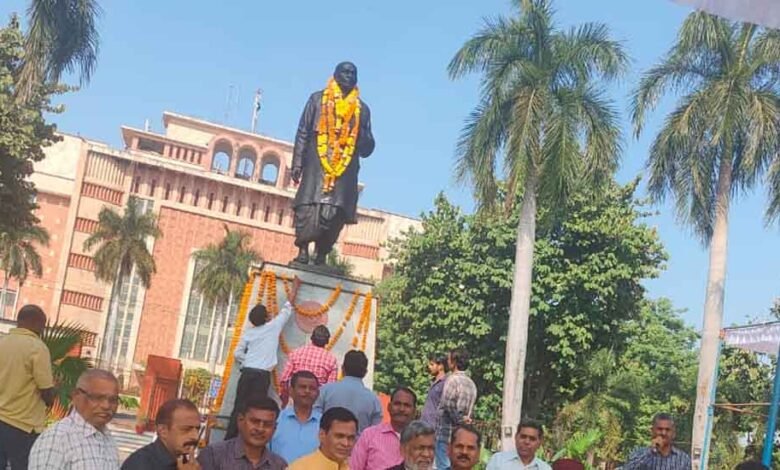 राष्ट्रगीत-राष्ट्रगान-का-सामूहिक-गान-आज-मंत्रालय-के-पटेल-पार्क-में