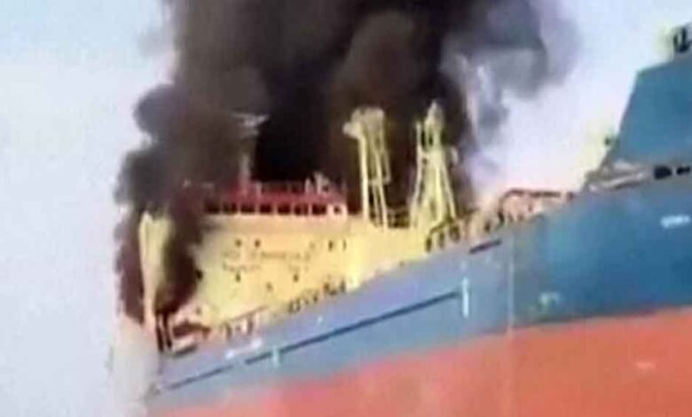 ओमान-में-ड्रोन-हमले-का-शिकार-बना-तेल-टैंकर,-मिडिल-ईस्ट-संघर्ष-में-भारतीय-की-मौत