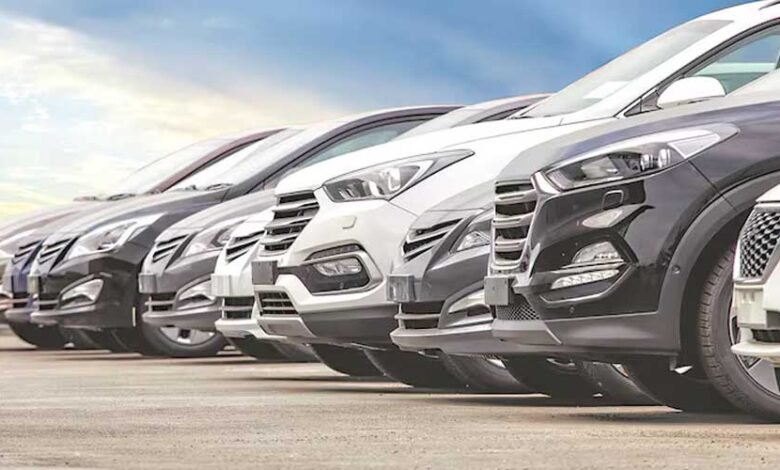 फरवरी-2026-में-भी-कारों-की-बिक्री-में-रफ्तार,-tata-की-बिक्री-34%,-mahindra-की-19%-बढ़ी
