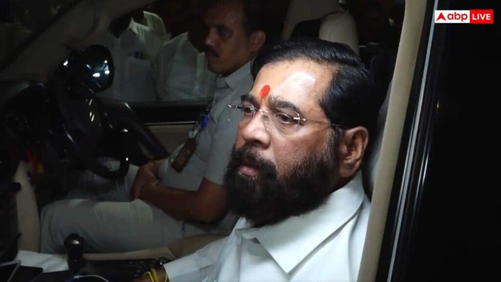 दुबई-में-फंसे-महाराष्ट्र-के-नागरिकों-के-लिए-आगे-आए-डिप्टी-cm-एकनाथ-शिंदे,-लाने-के-लिए-आज-ही-उड़ेंगें-2-विमान