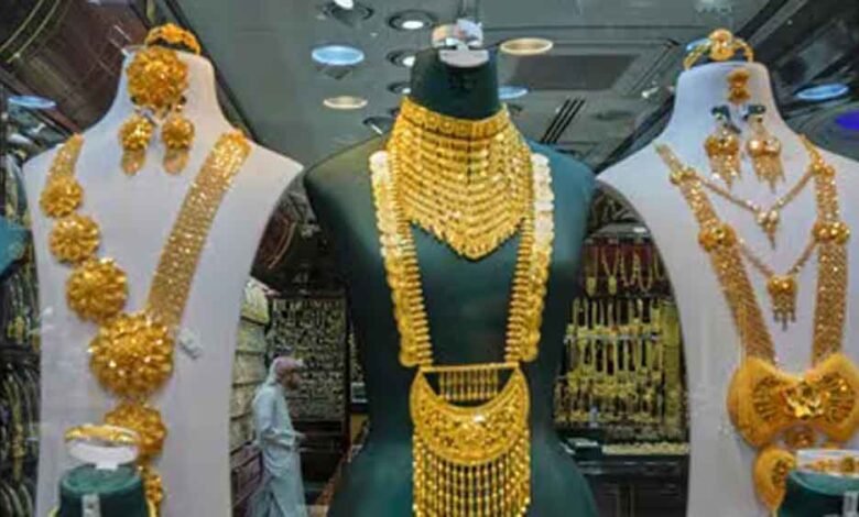 युद्ध-की-आहट-में-सोना-चांदी-रिकॉर्ड-हाई-पर?-₹3-लाख-चांदी-और-₹2-लाख-सोने-का-अनुमान