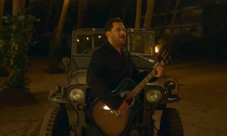 सलमान-खान-का-पर्सनल-टच:-‘बैटल-ऑफ-गलवान’-के-लिए-गैराज-से-निकली-असली-विंटेज-जीप,-‘मैं-हूं’-गाने-में-दिखा-जुनून