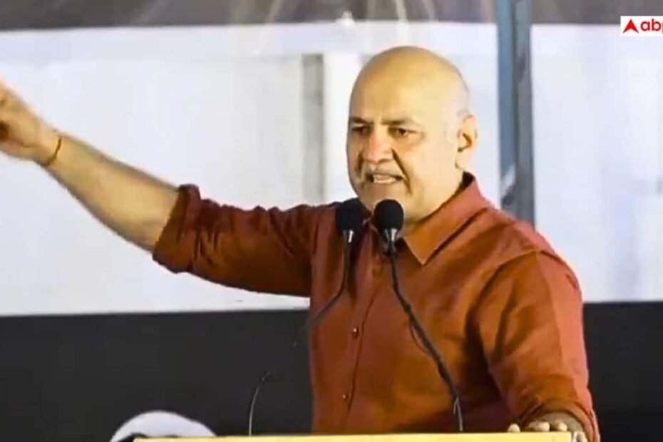 delhi-news:-‘अब-शुरू-हुआ-असली-घोटाला…’,-होली-पर-दिल्ली-में-शराब-की-दुकान-खुले-रहने-पर-हमलावर-हुई-aap