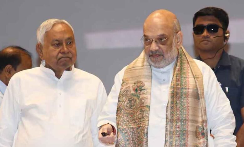 जेपी-के-आदर्शों-पर-चल-रहे-नीतीश,-जंगलराज-से-दिलाई-मुक्ति:-नामांकन-के-बाद-अमित-शाह-का-बड़ा-बयान