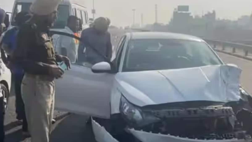 लुधियाना-फिरोजपुर-हाईवे-पर-दर्दनाक-हादसा!-टक्कर-के-बाद-कार-में-फंसी-बाइक,-युवक-की-मौत