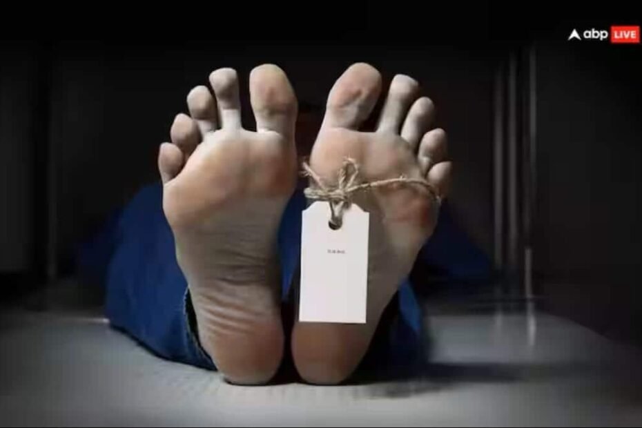 maharajganj-news:-दहेज-के-लिए-पत्नी-की-हत्या-के-आरोप-में-घिरा-पति,-घर-में-फंदे-से-लटककर-दे-दी-जान