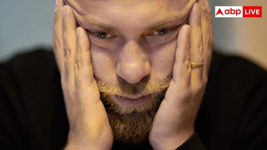 मर्दों-को-गलती-से-भी-इग्नोर-नहीं-करने-चाहिए-ये-5-बेहद-कॉमन-लक्षण,-वरना-बढ़-जाएगा-प्रोस्टेट