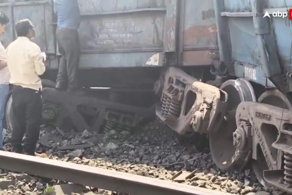 mp-news:-कटनी-में-हुआ-बड़ा-रेल-हादसा,-कोयले-से-भरी-मालगाड़ी-के-7-8-वैगन-पटरी-से-पलटे,-गुजरात-जा-रही-थी-ट्रेन