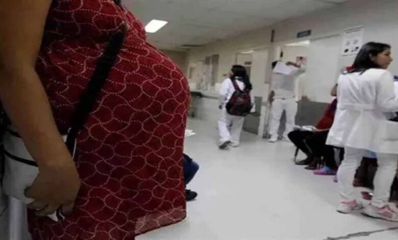 गर्भवती-महिलाओं-को-बड़ी-सुविधा:-अब-घर-बैठे-होगा-पंजीयन,-स्वास्थ्य-विभाग-ने-जारी-किया-व्हाट्सएप-नंबर