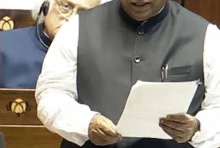 राज्यसभा-में-खड़गे-का-आरोप:-भारत-की-ऊर्जा-सुरक्षा-खतरे-में