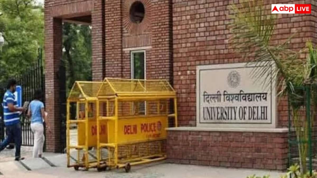दिल्ली-यूनिवर्सिटी-के-इस-कॉलेज-में-निकली-50-से-ज्यादा-पदों-पर-भर्ती,-जानें-कहां-करना-होगा-अप्लाई?
