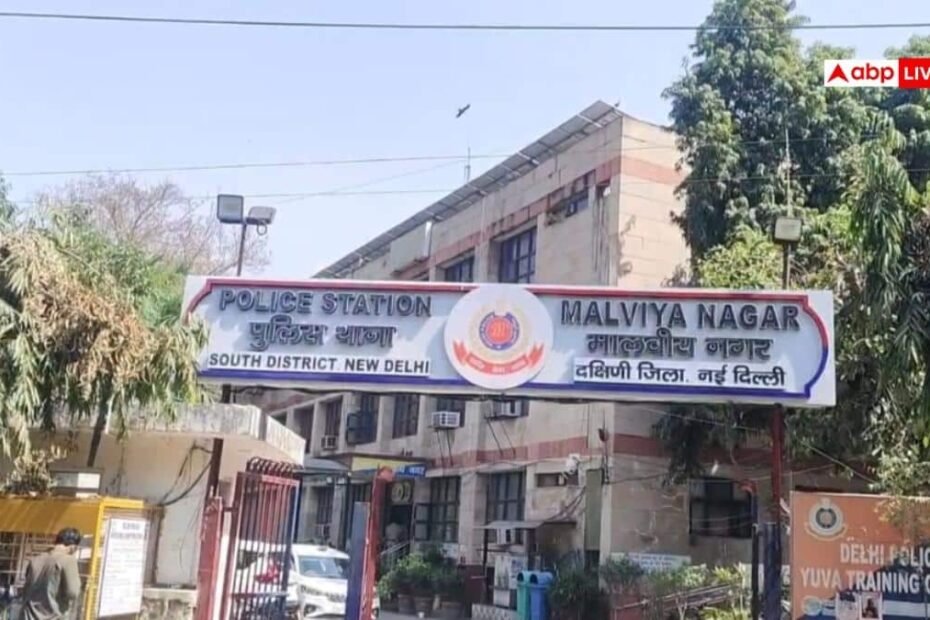 दिल्ली-के-मालवीय-नगर-में-नॉर्थ-ईस्ट-की-युवतियों-से-बदसलूकी,-पुलिस-ने-दर्ज-किया-केस