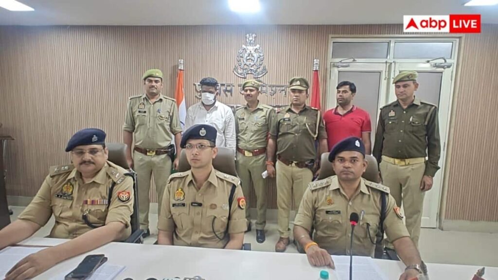 ग्रेटर-नोएडा:-गौर-सिटी-मॉल-में-चल-रहे-फर्जी-वीजा-सेंटर-का-भंडाफोड़,-लाखों-की-ठगी-करने-वाला-आरोपी-गिरफ्तार