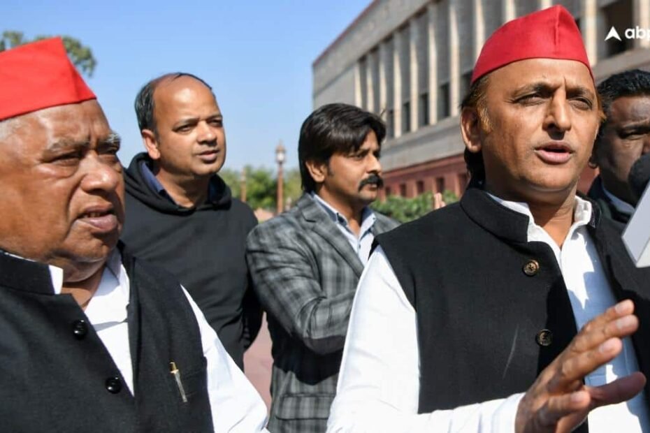 देश-के-कई-हिस्सों-में-lpg-की-कमी-पर-सपा-की-पहली-प्रतिक्रिया,-अखिलेश-के-सांसद-बोले-तीन-लोगों-की-कमेटी…