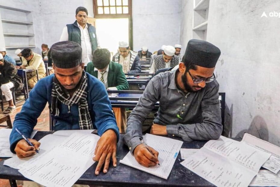up-के-मदरसों-में-बड़े-बदलाव,-अब-यूनिवर्सिटीज-देंगी-डिग्री!-53-साल-पुराने-एक्ट-में-होगा-संशोधन