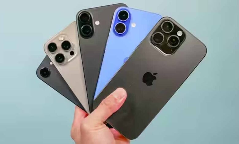 चीन-से-भारत-की-ओर-ऐपल-का-बड़ा-कदम,-2025-में-5.5-करोड़-आईफोन-बनाकर-बनाया-रिकॉर्ड