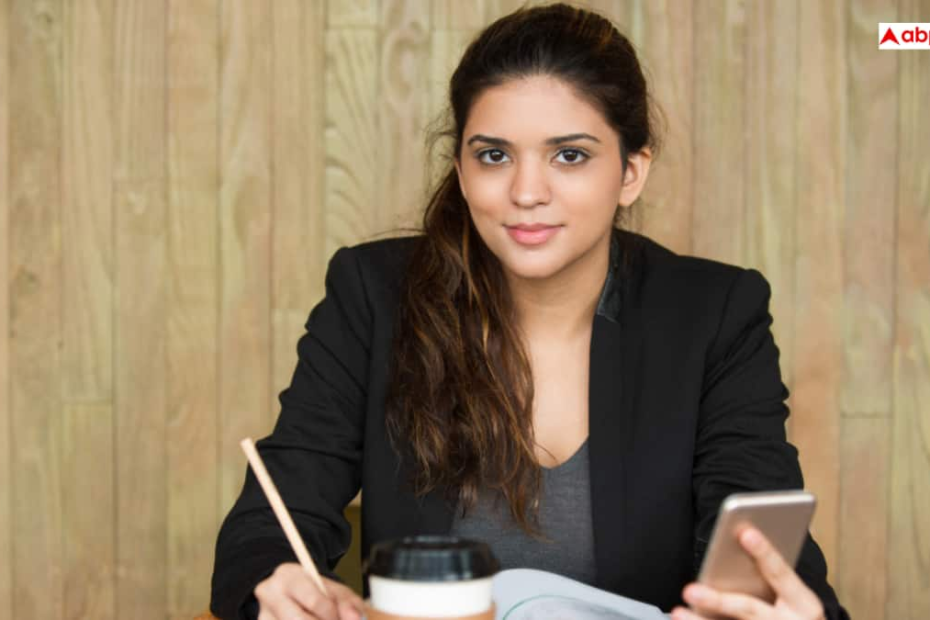 सोशल-साइंस-में-पढ़ाई-करने-के-बाद-किन-फील्ड्स-में-बना-सकते-हैं-करियर?-चेक-कर-लें-पूरी-लिस्ट