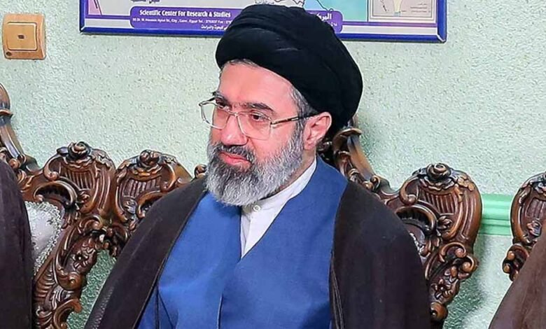 ईरान-में-हमलों-के-बीच-मोजतबा-खामेनेई-पर-चर्चा-तेज,-सुप्रीम-लीडर-ali-khamenei-कहां?-उठे-कई-सवाल