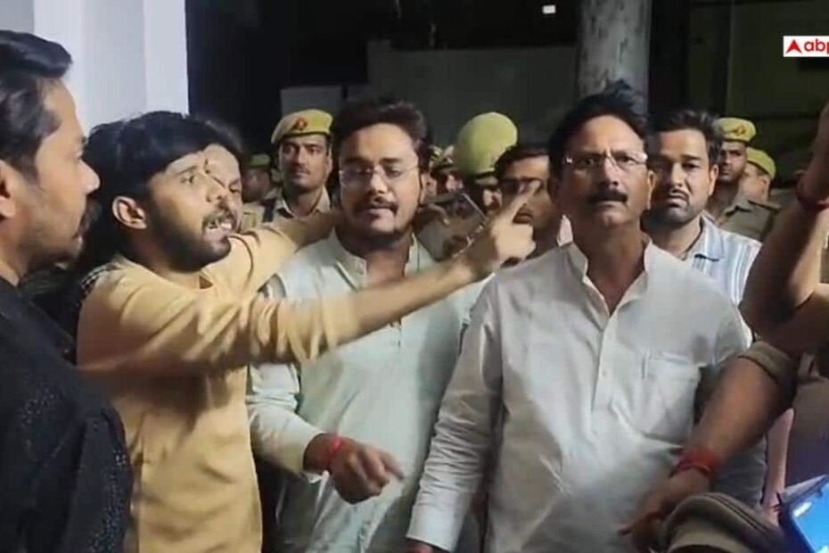 fatehpur-news:-मां-चाची-की-हत्या-के-बाद-युवक-की-आत्महत्या?-सुसाइड-नोट-में-5-पर-आरोप,-वकीलों-का-हंगामा