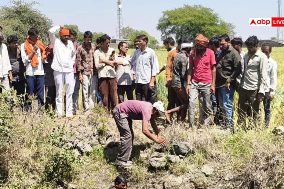 sagar-news:-मां-ने-चार-मासूम-बेटियों-को-कुएं-में-फेंककर-खुद-लगाई-फांसी,-जांच-में-जुटी-पुलिस