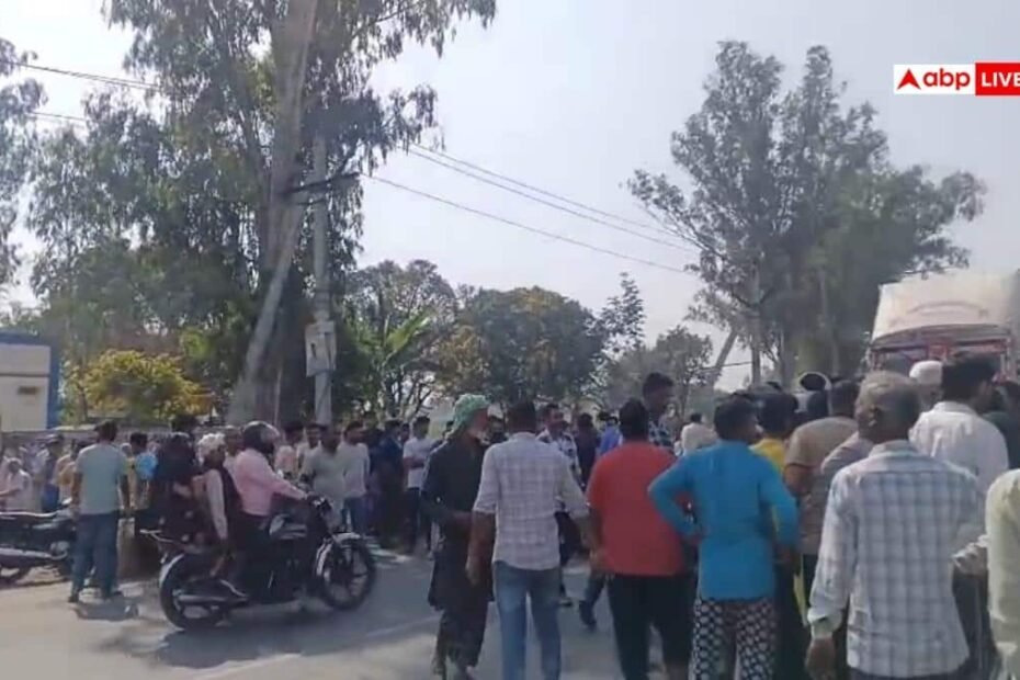 hapur-news:-हापुड़-में-गैस-सिलेंडर-न-मिलने-से-नाराज-उपभोक्ताओं-का-फूटा-गुस्सा,-जाम-किया-रास्ता