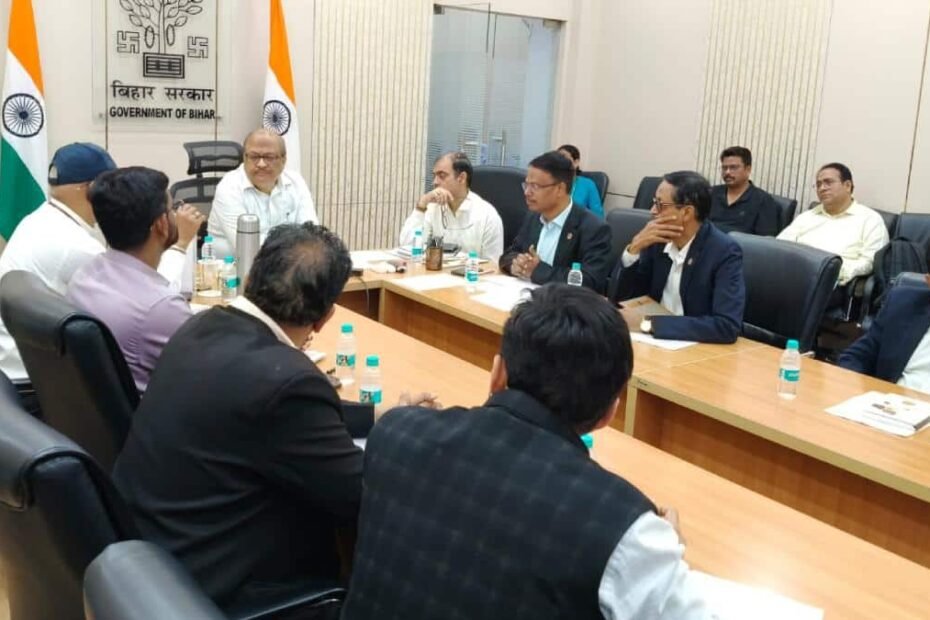 bihar-lpg-crisis:-गैस-के-लिए-मारामारी-के-बीच-सभी-जिलों-के-dm-sp-संग-हुई-बैठक,-लिया-गया-बड़ा-फैसला