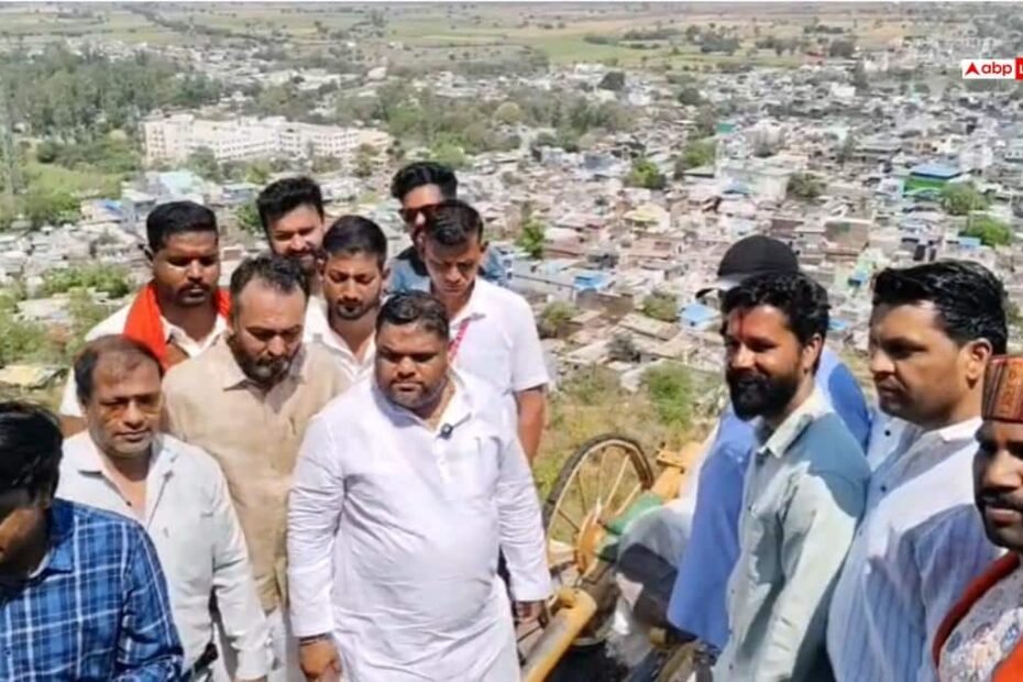 रायसेन:-रमजान-में-तोप-चलने-पर-nhrc-की-रोक,-कहा-बारूद-का-आतंकी-इस्तेमाल-होने-की-आशंका