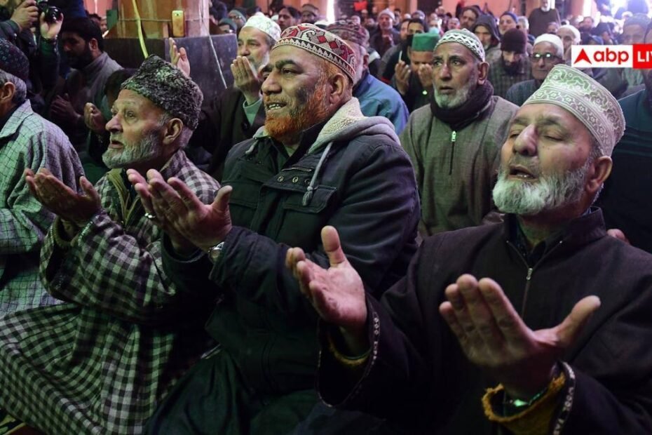 जम्मू-कश्मीर-में-जुमात-उल-विदा-पर-सुरक्षा-सख्त,-7-साल-बाद-जामा-मस्जिद-में-नमाज-की-उम्मीद