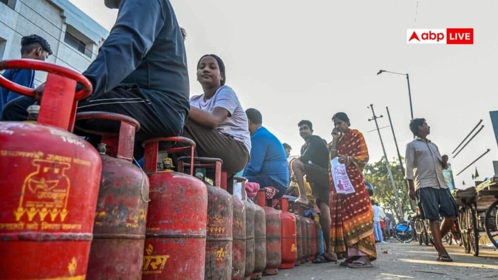 gurugram-news:-गुरुग्राम-में-गैस-विक्रेताओं-की-बैठक,-कहा-अफवाहों-से-न-घबराएं,-घरेलू-गैस-की-कमी-नहीं