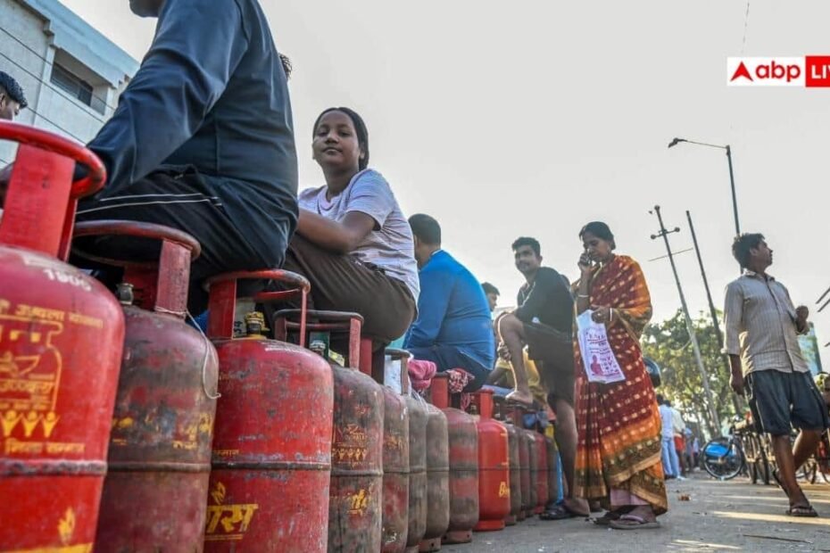 gurugram-news:-गुरुग्राम-में-गैस-विक्रेताओं-की-बैठक,-कहा-अफवाहों-से-न-घबराएं,-घरेलू-गैस-की-कमी-नहीं