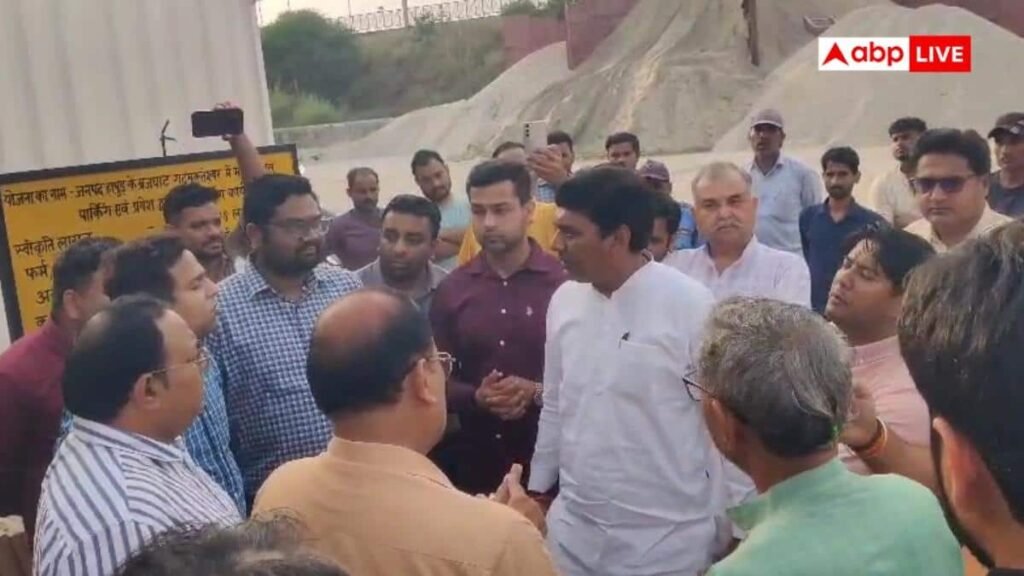 ‘चप्पल-जूता-चलके-जेल…’,-गढ़मुक्तेश्वर-में-पर्यटन-के-काम-को-लेकर-प्रोजेक्ट-मैनेजर-पर-भड़के-bjp-विधायक