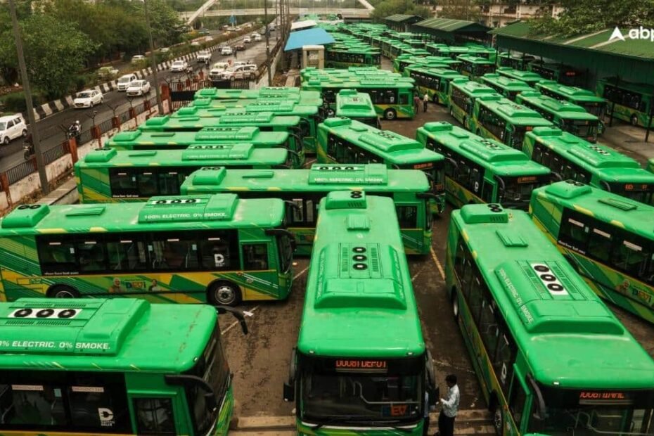 dtc-बसों-में-सफर-करने-वाली-महिलाओं-के-लिए-बड़ी-खबर,-पिंक-सहेली-कार्ड-के-बिना-भी-मिलेगी-यह-सुविधा