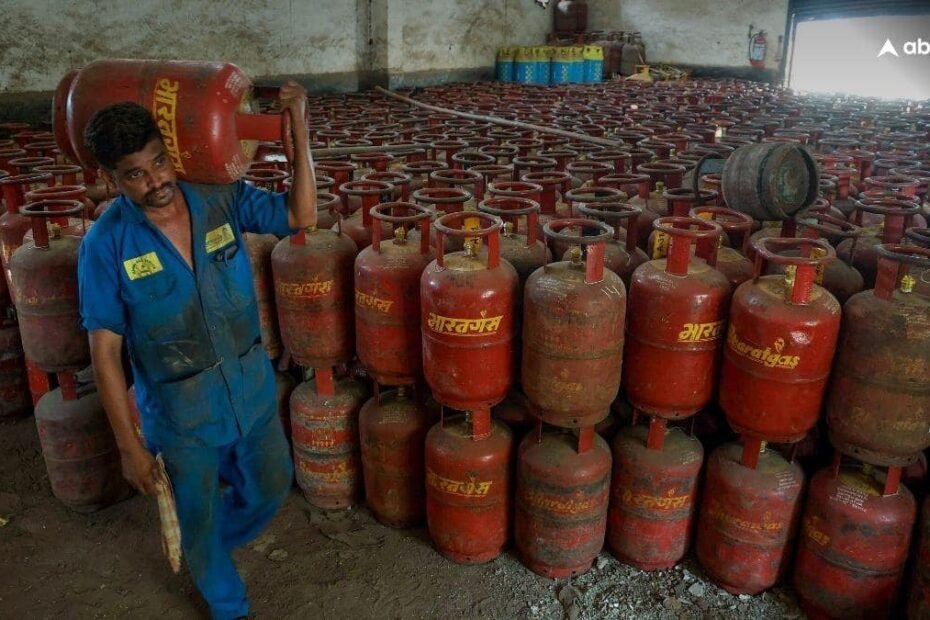 यूपी-में-lpg-की-कालाबाजारी-करने-वालों-पर-एक्शन,-1483-स्थानों-पर-रेड,-4-वितरकों-पर-fir-दर्ज