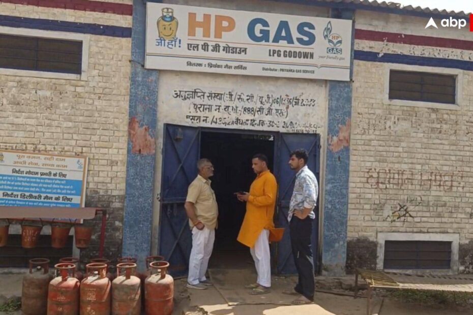 ‘आज-बुक-किया-और-आज-ही-मिल-गया-सिलेंडर’,-यूपी-की-इस-गैस-एजेंसी-पर-हो-रही-सेम-डे-डिलीवरी