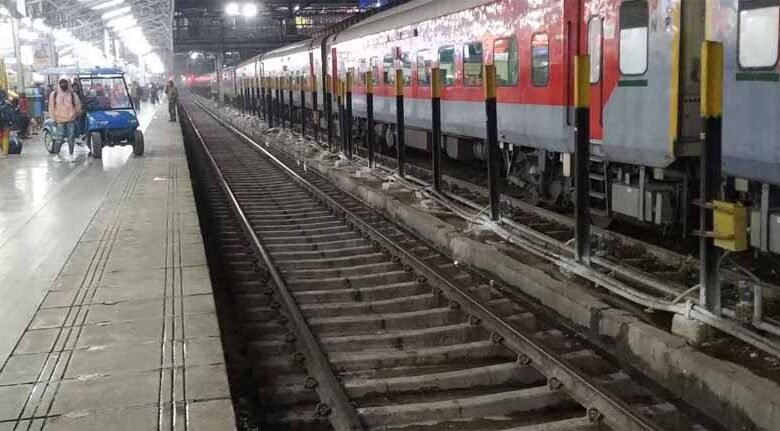 रेल-यात्रियों-के-लिए-राहत:-भोपाल-रेल-रूट-होगा-और-सुरक्षित,-लेटलतीफी-रोकने-के-लिए-4.24-करोड़-का-टेंडर-जारी