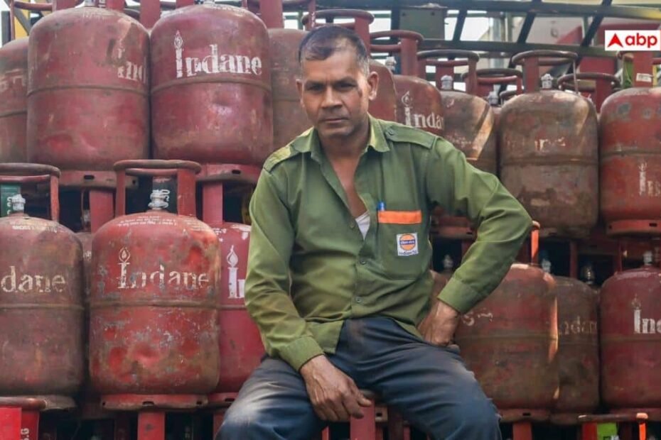 lpg-पर-त्राहिमाम!-छात्रावास-में-भी-सिलेंडर-खत्म,-चूल्हें-पर-बन-रहा-हनुमान-सेतु-मंदिर-का-प्रसाद