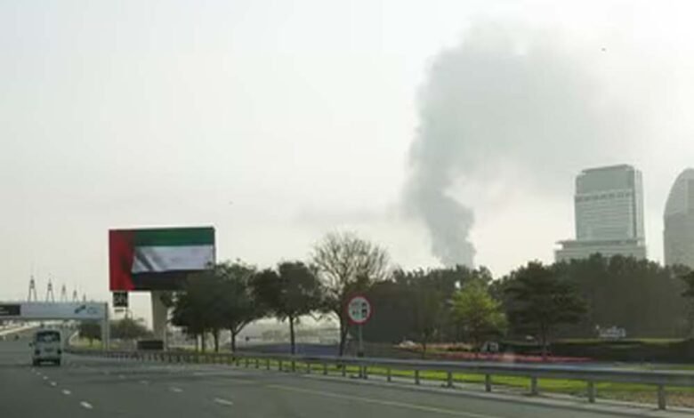 ईरान-युद्ध-के-बीच-दुबई-एयरपोर्ट-पर-धुंआ,-भारत-से-जा-रहा-विमान-बीच-रास्ते-में-लौटा,-19-भारतीय-हुए-गिरफ्तार