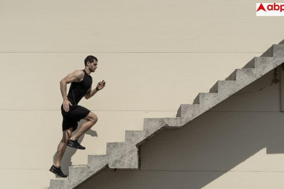 stair-climbing-and-heart-health:-सांस-फूलना-सिर्फ-थकान-नहीं,-हार्ट-की-सेहत-का-भी-संकेत;-सीढ़ियां-चढ़ते-समय-इन-बातों-पर-दें-ध्यान