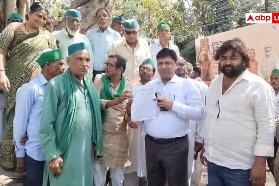 महोबा-में-bku-का-धरना-प्रदर्शन,-किसानों-ने-6-सूत्रीय-मांगों-को-लेकर-एसडीएम-को-सौंपा-ज्ञापन